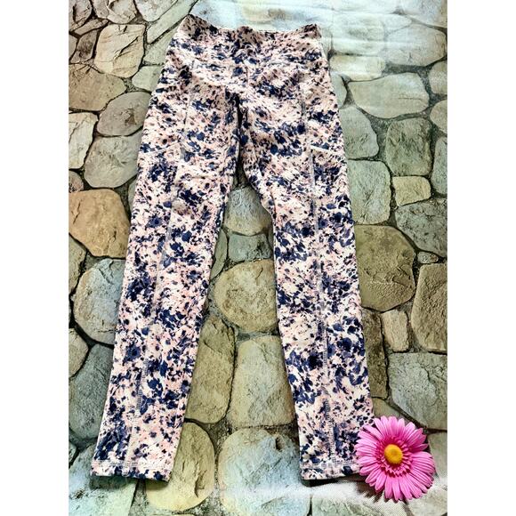 2 VERY PRETTY ATHLETIC LEGGINGS - Picture 7 of 9